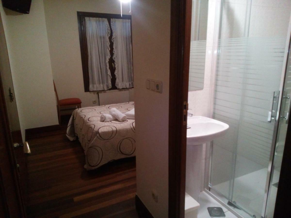 Los Fronterizos Hotel Irun Zewnętrze zdjęcie